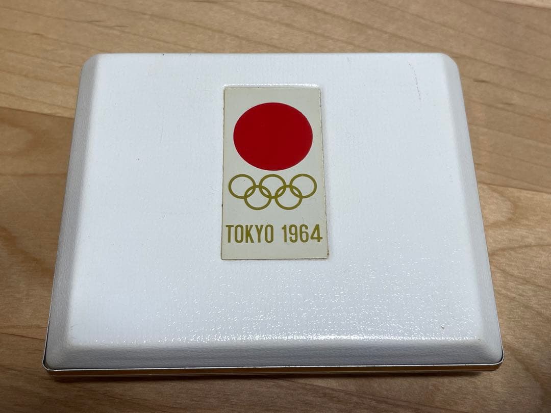 東京五輪オリンピック記念ケース付き