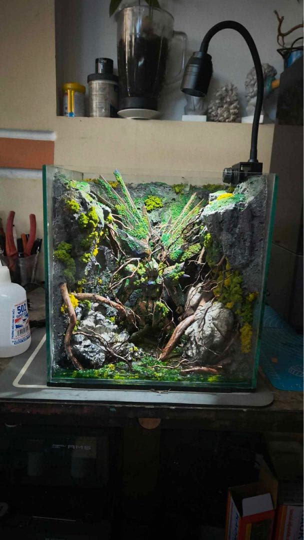 ガンダム自然風景テラリウム l LEDライト付き