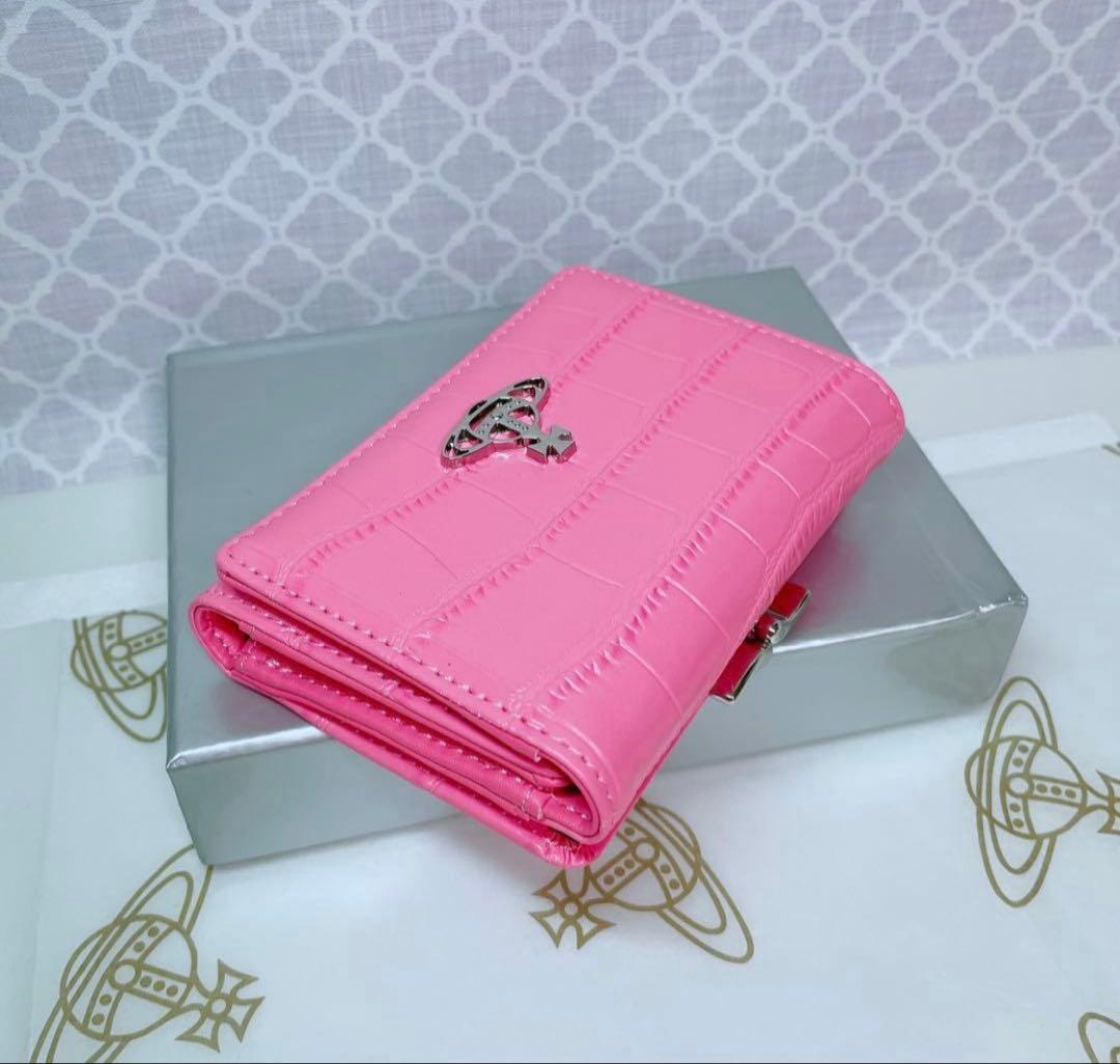 【内側柄も素敵☆最新作】Vivienne Westwood 三つ折財布