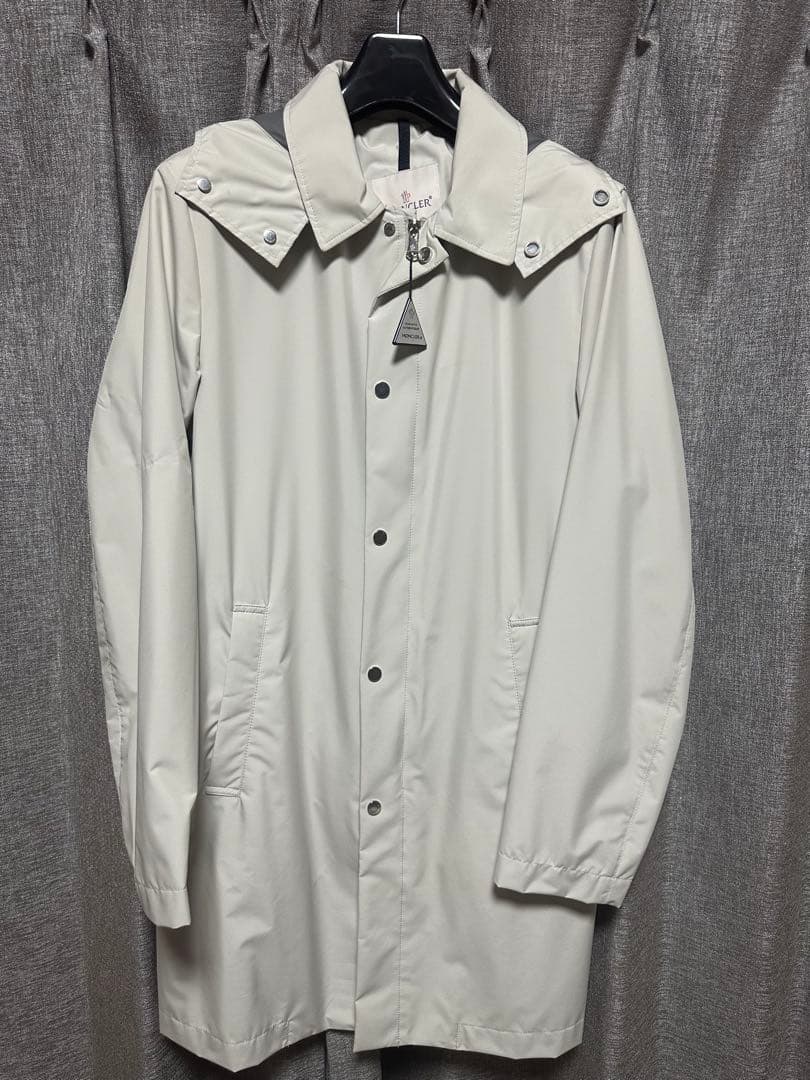 MONCLER ホワイト ステンカラーコート