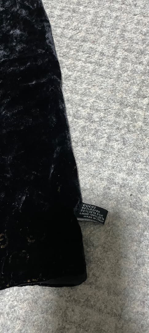 GUCCI ブラックベロア　マフラー