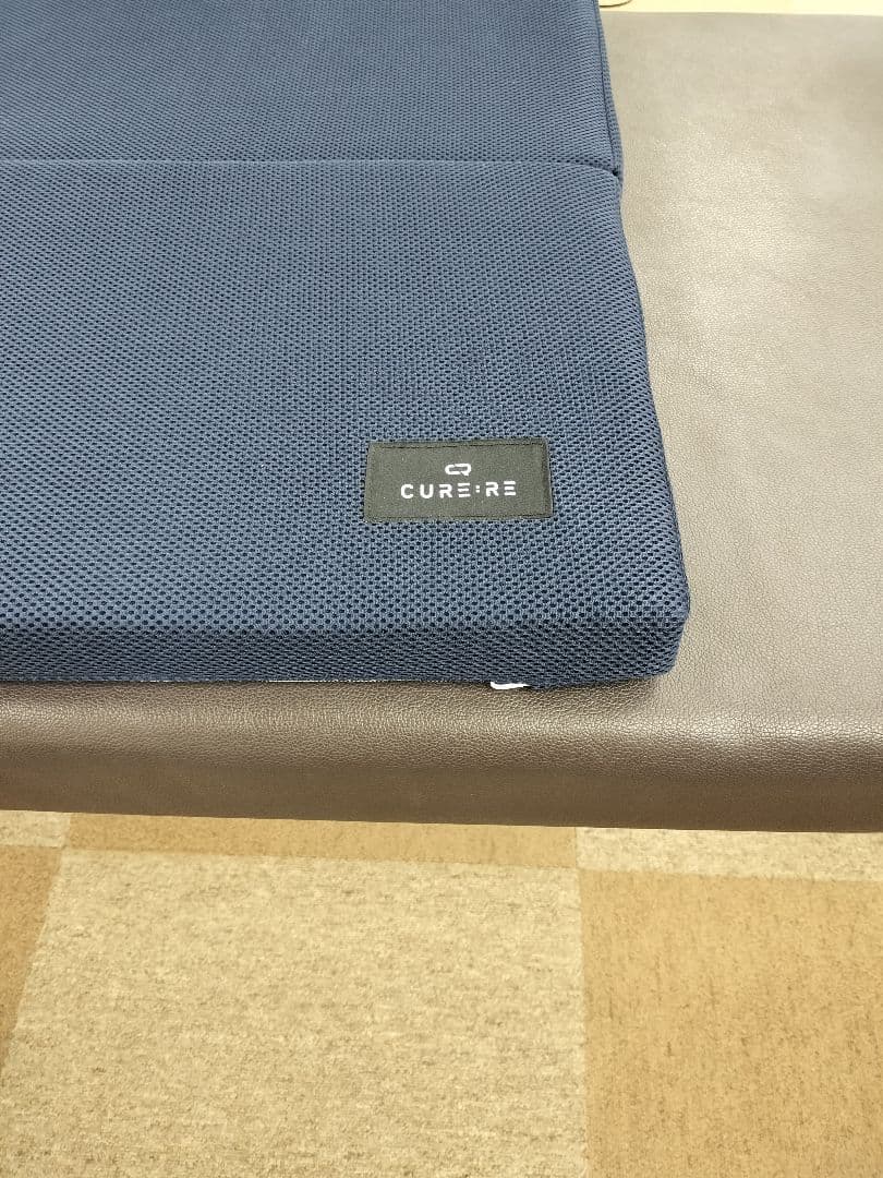 【美品／数回使用】キュアレ 整体足枕 ASHI MAKURA (お試し価格)