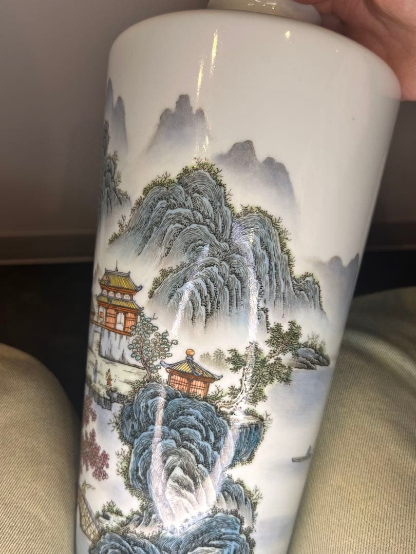 最終価格　中国 大きめ花瓶一対 山水人物図 詩文あり 養和堂製　コレクション