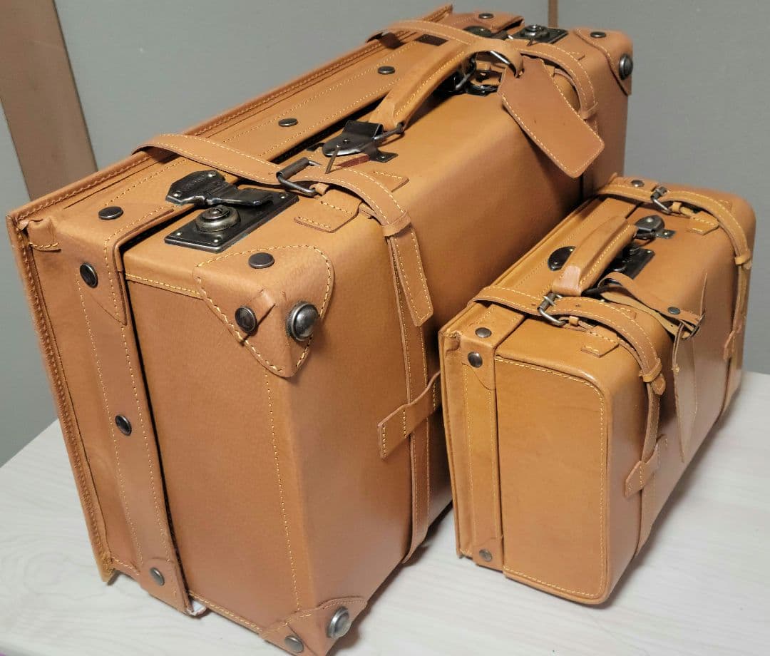 未使用　トランク　　レザー革　　親子　大小　ペア　 インテリア