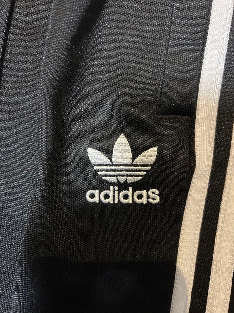 adidas アディダス ブラック ストライプ パンツ ジャージ トラジャケ