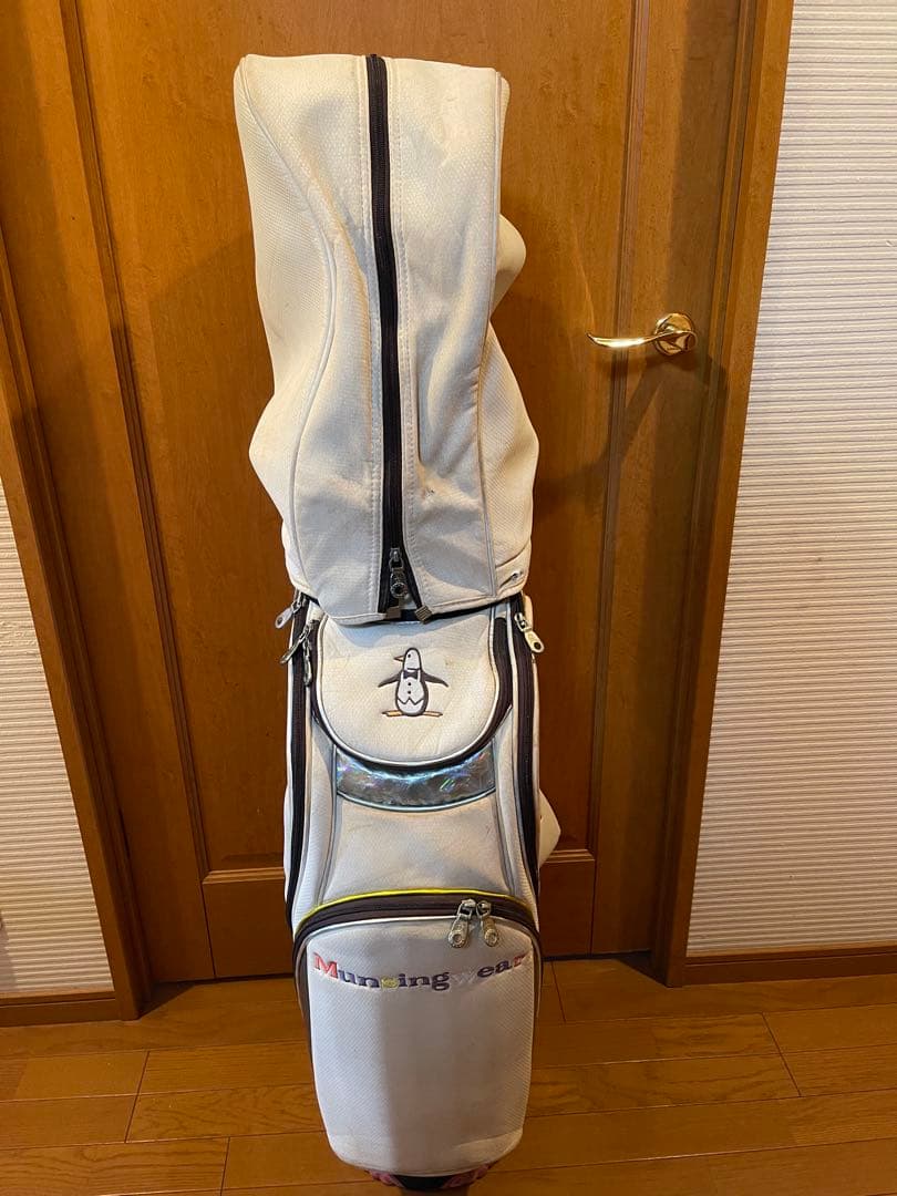 マンシングウェアゴルフバッグ　ゴルフクラブ