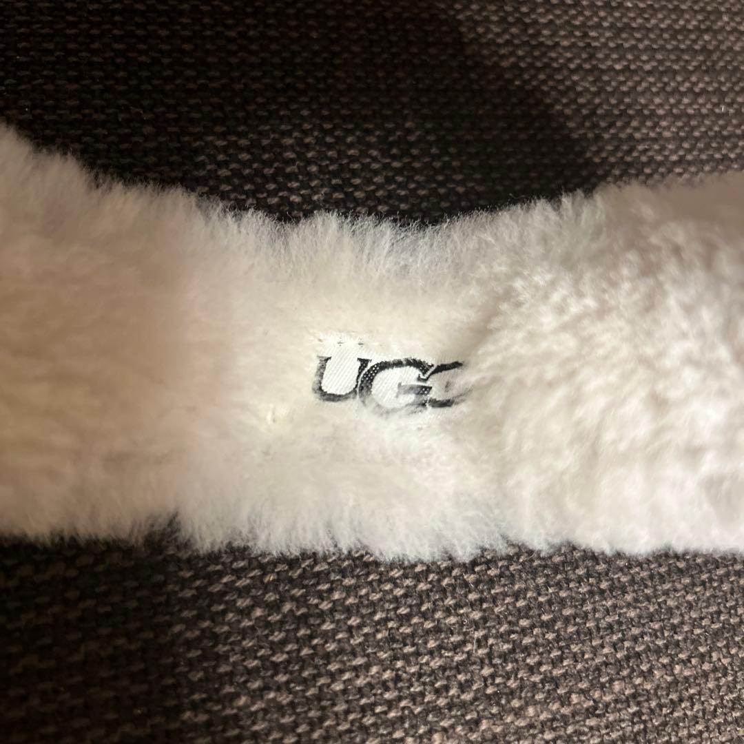 UGG イヤーマフ　耳当て