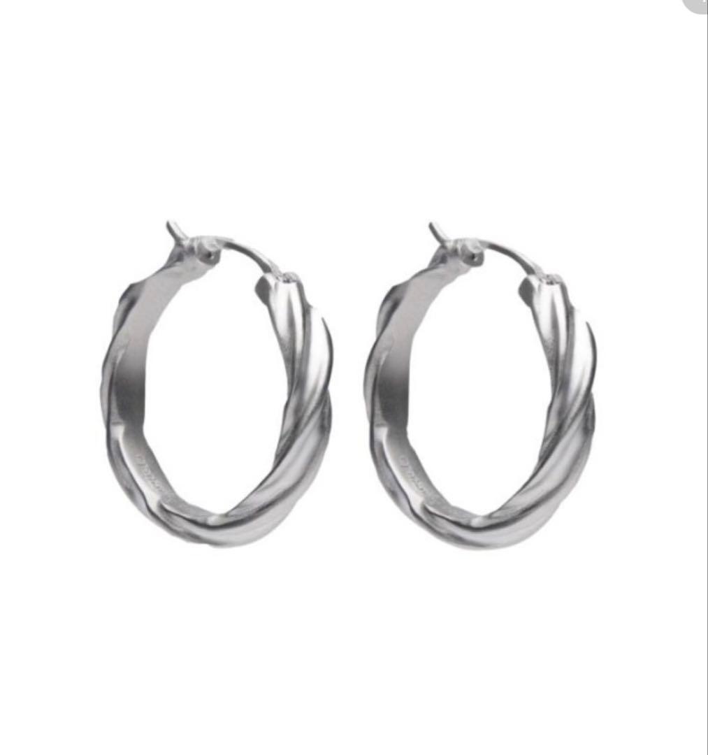 Maison Margiela タイムレススクロールピアス