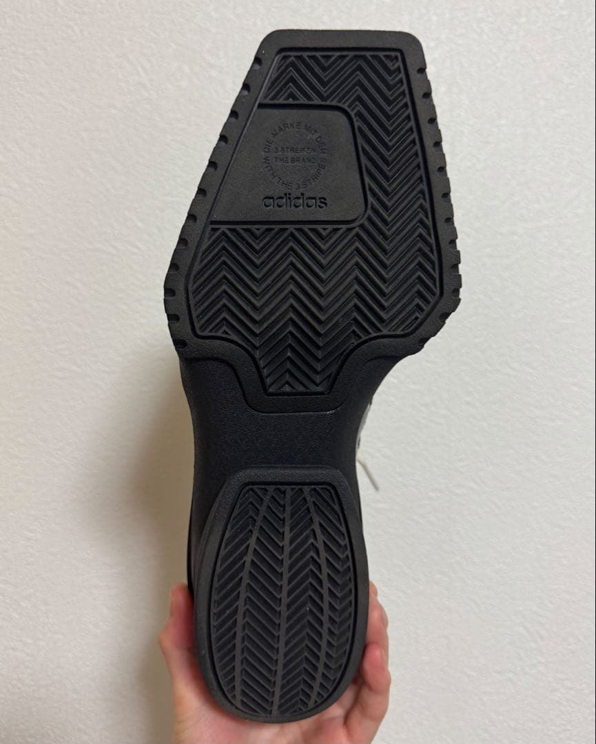 アディダス Forum Cubism フォーラム キュビズム 25.5cm