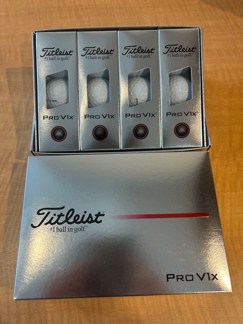 タイトリスト　V1X ホワイト　2ダース