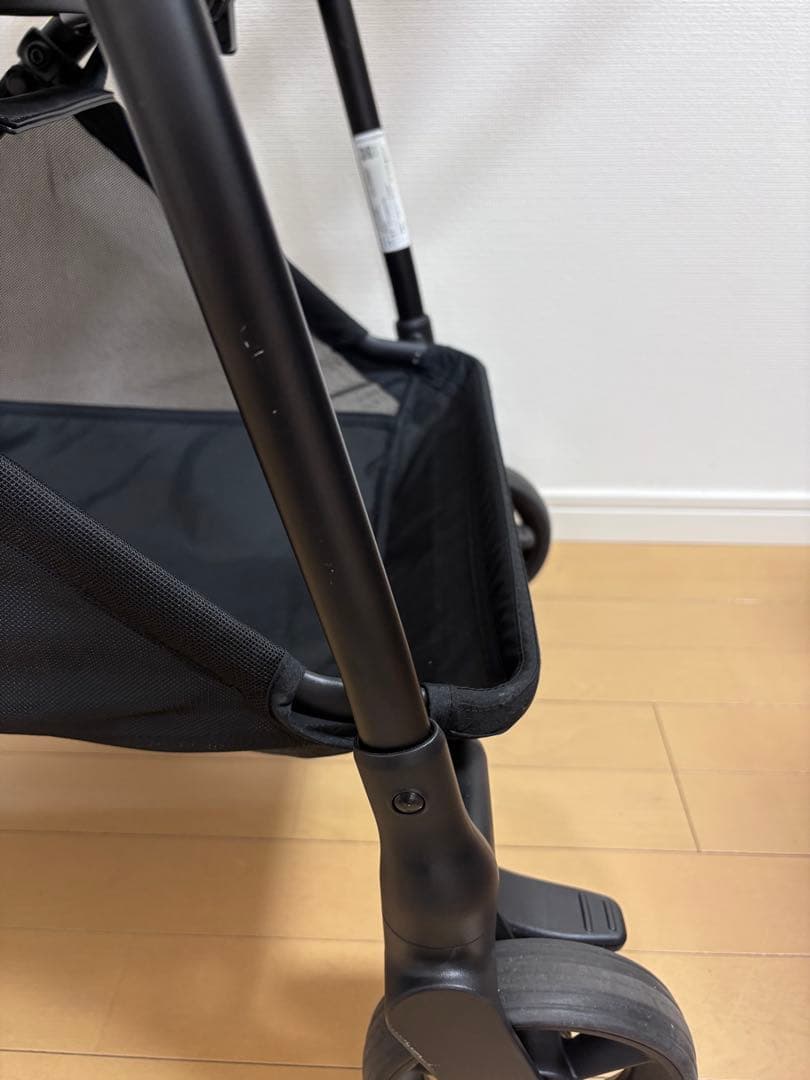 アップリカ　ルーチェフリー　ブラック　ベビーカー