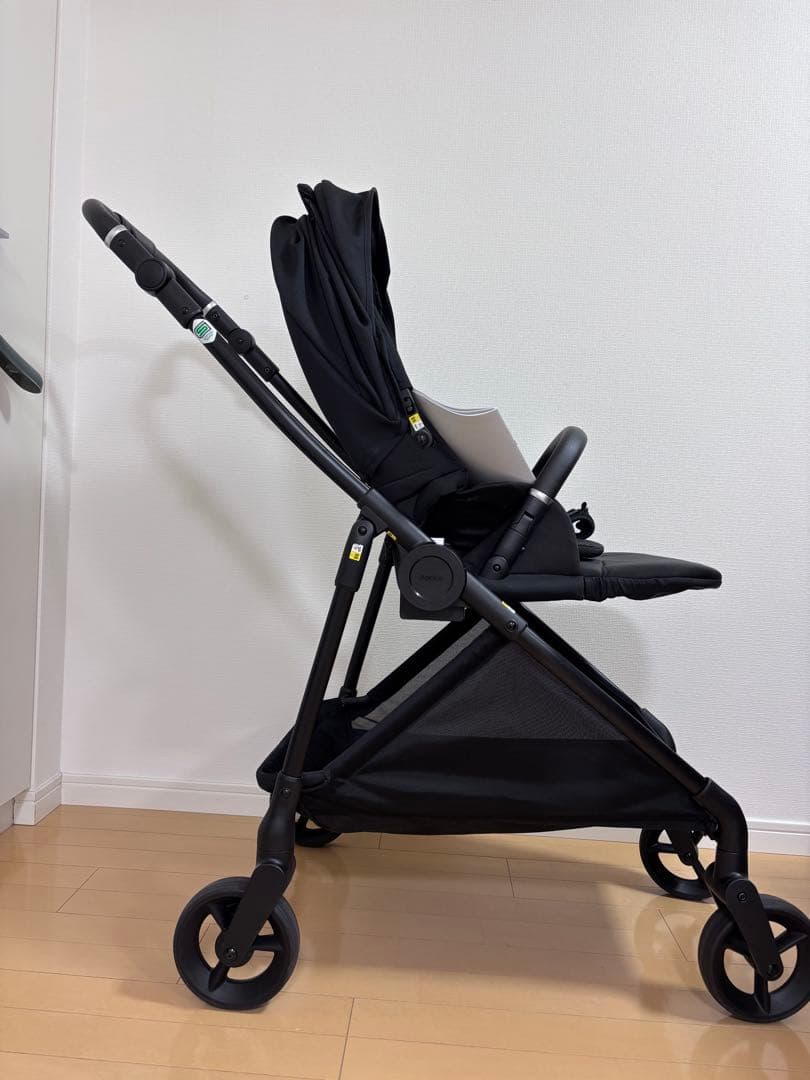 アップリカ　ルーチェフリー　ブラック　ベビーカー