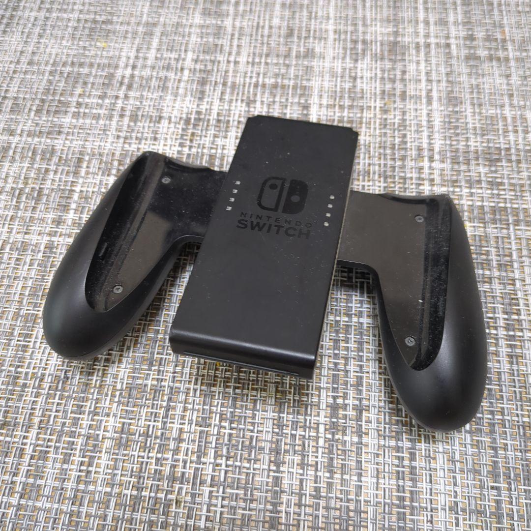 Nintendo Switch 本体 ブラック + グリップ