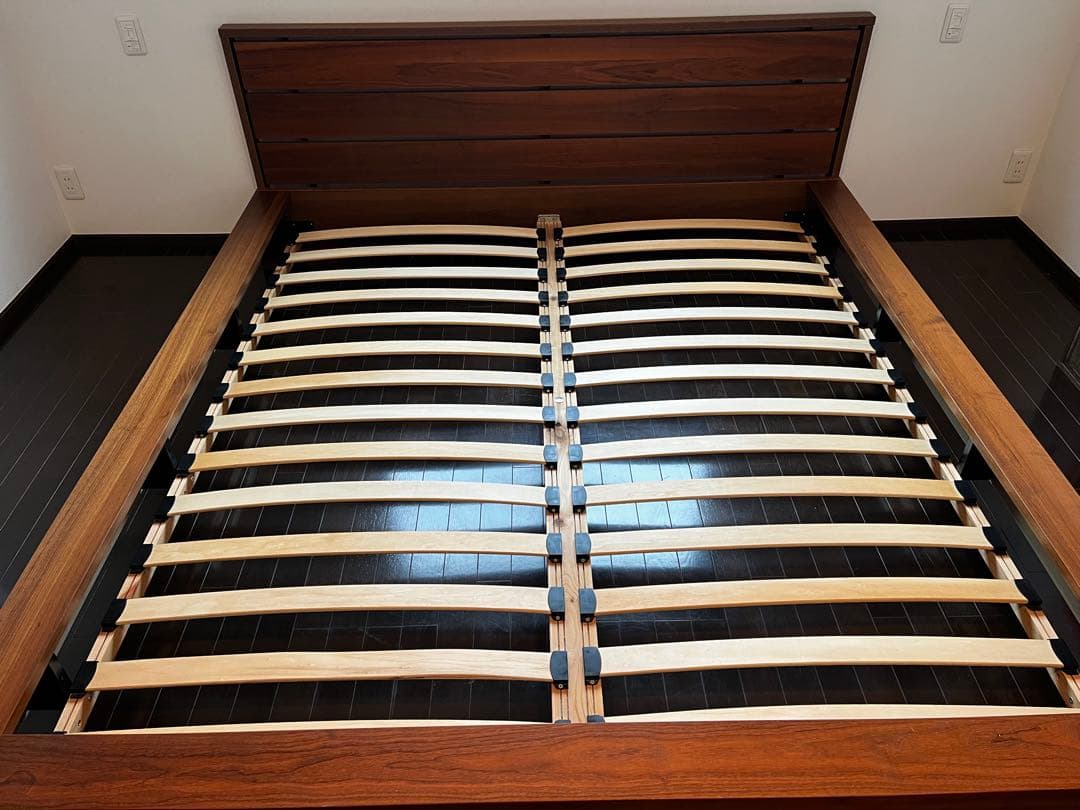 BoConcept 北欧家具 ベッドフレーム クィーンサイズ ウォールナット