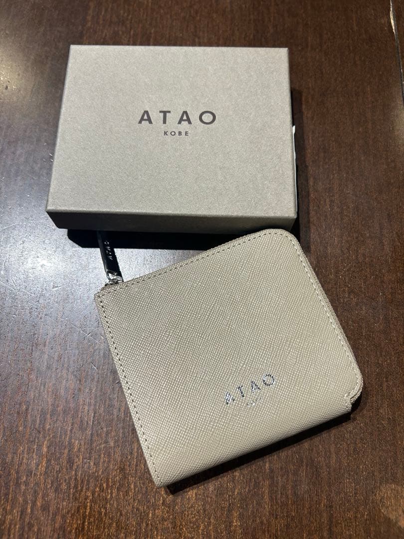 ✨ほぼ新品！超美品✨ATAO チェスサンドベージュ 折り財布
