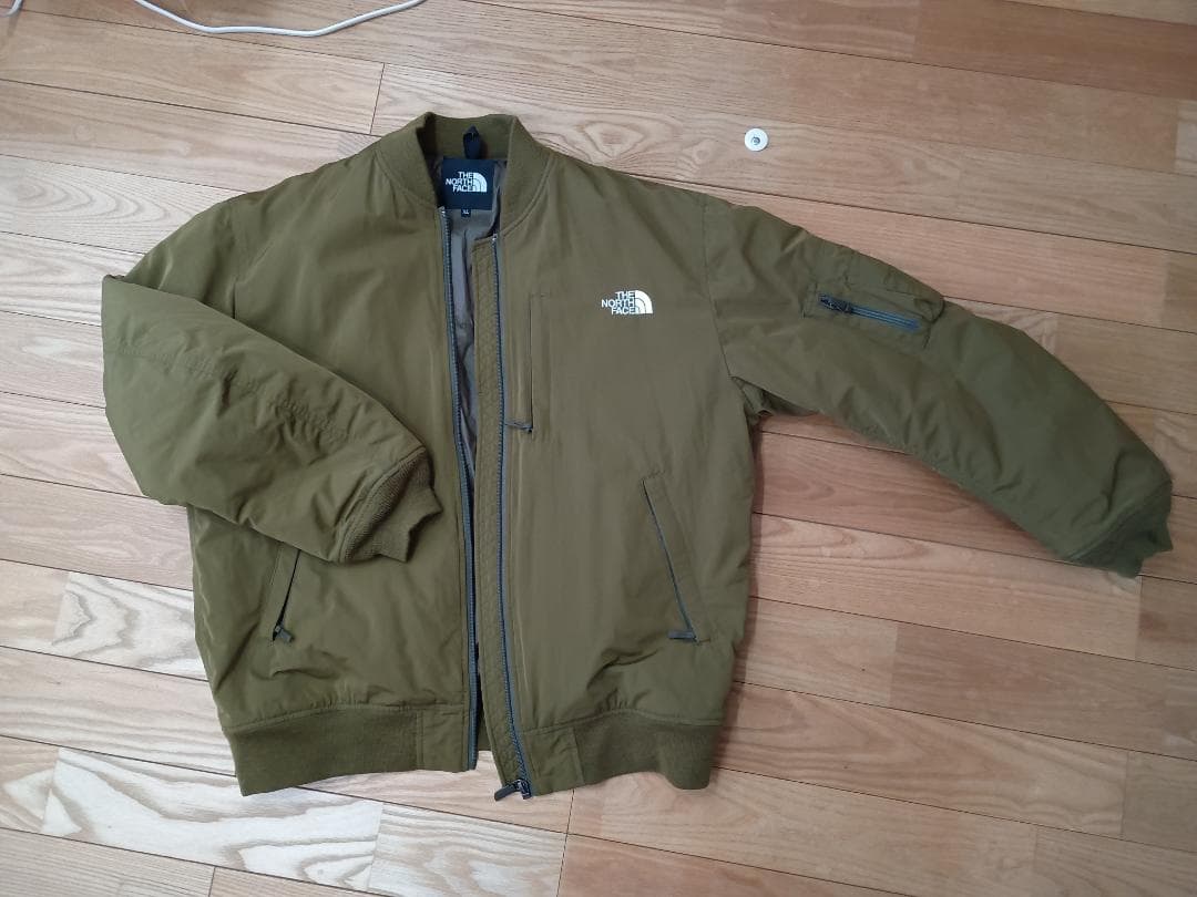 THE NORTH FACE　インサレーションボンバージャケット　XL　カーキ