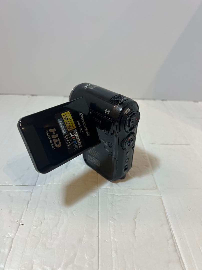 Panasonic　ビデオカメラ　HDC-SD7