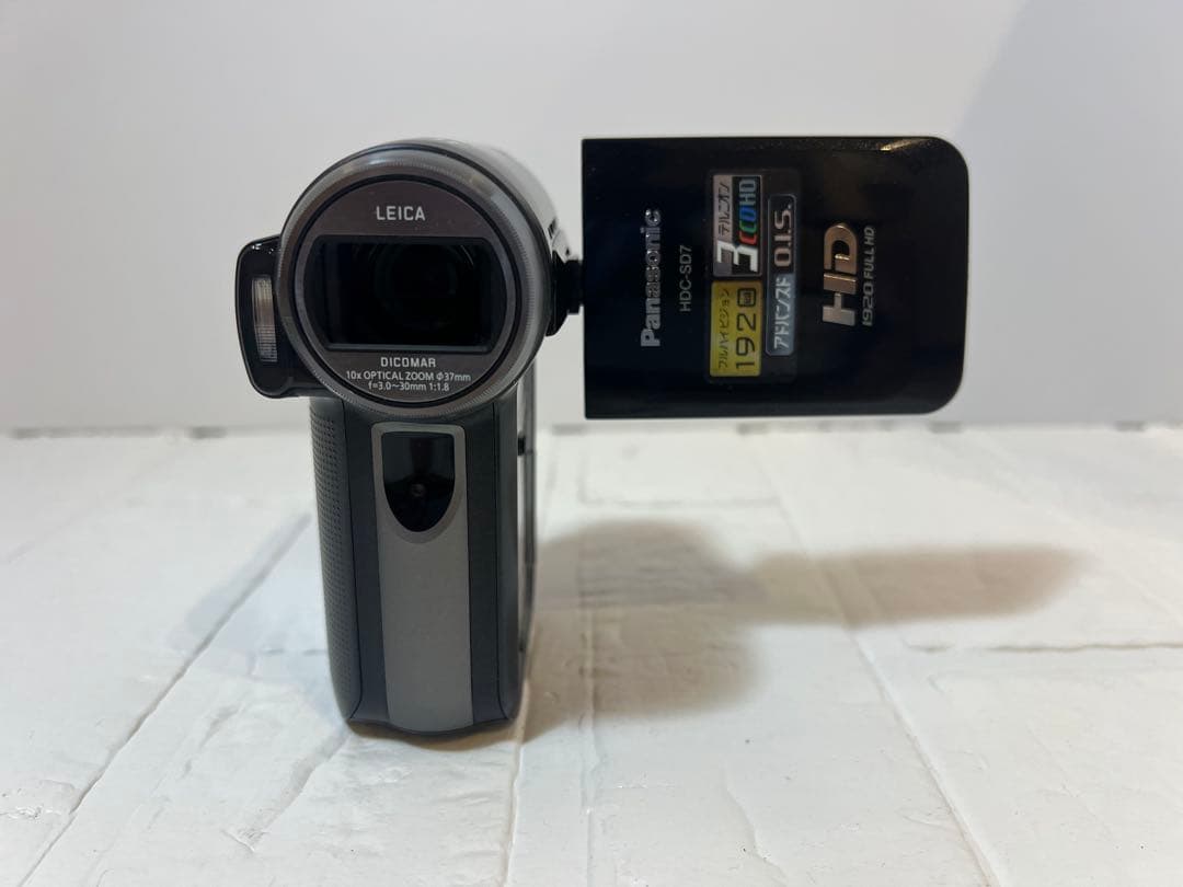 Panasonic　ビデオカメラ　HDC-SD7