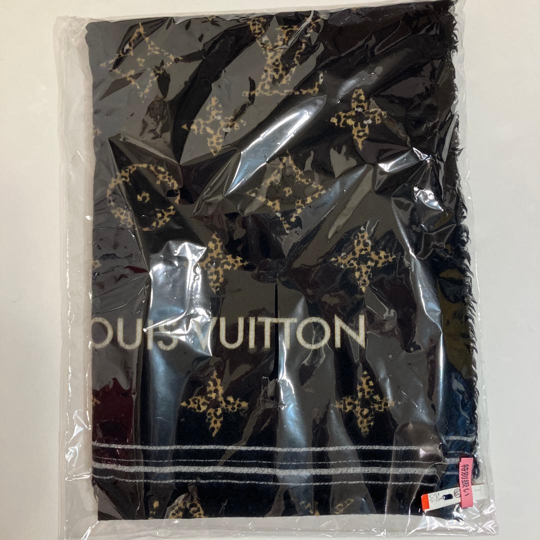 希少レオパード　モノグラム　超大判　LOUIS VUITTON　豹柄