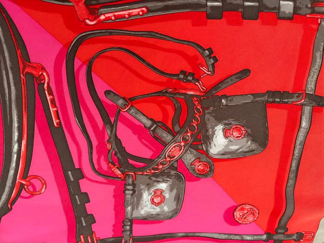 箱有 HERMES エルメス カレ70 馬具モチーフ シルクスカーフ ピンク紫