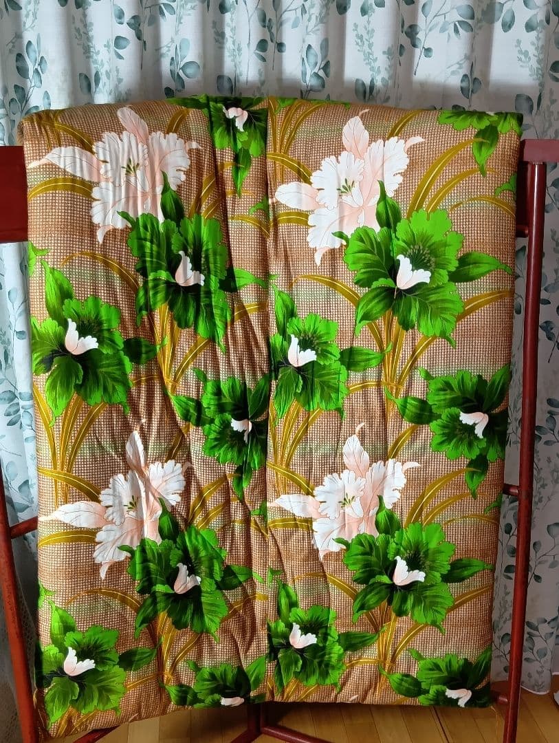 昭和　レトロ　モダン　花柄 　敷き布団