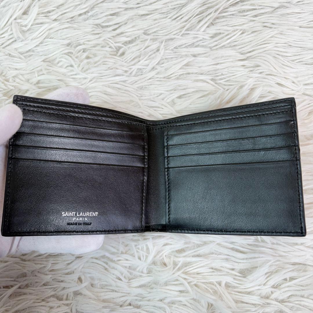 未使用級✨サンローラン 二つ折り 財布 YSL シールドワッペン 黒/ブラック