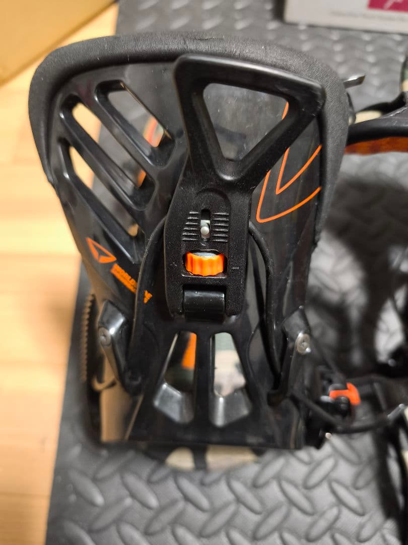 SP スノーボードビンディング カモフラージュ