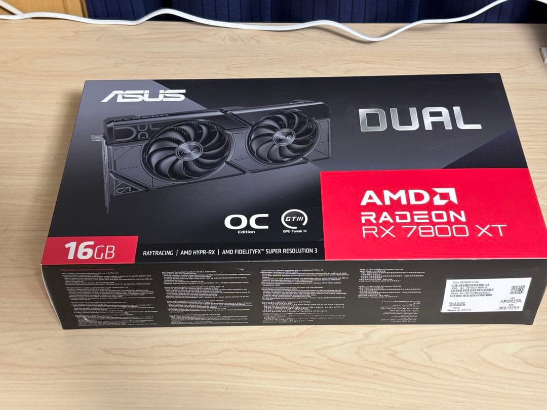 グラフィックボード・グラボ・ビデオカード ASUS Radeon RX 7800 XT DUAL OC 16GB
