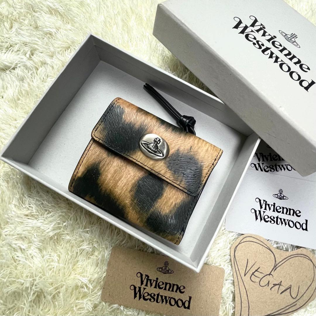 極美品 付属品完備 ヴィヴィアンウエストウッド 三つ折り財布 レオパード