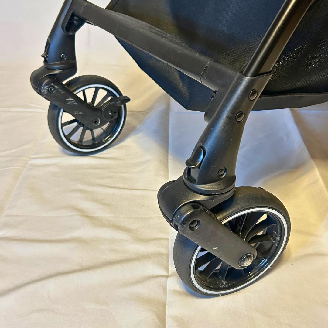 【美品】Combi スゴカルSwitch エッグショック AN シャドーグレー