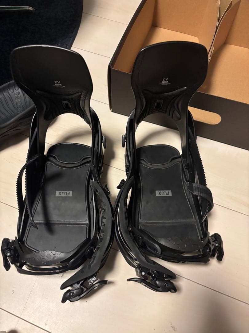 FLUX cv ビンディング 箱付き　sサイズ