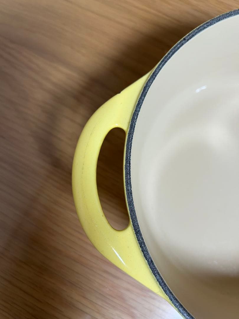 LE CREUSET ル・クルーゼ　18センチ　両手鍋　イエロー