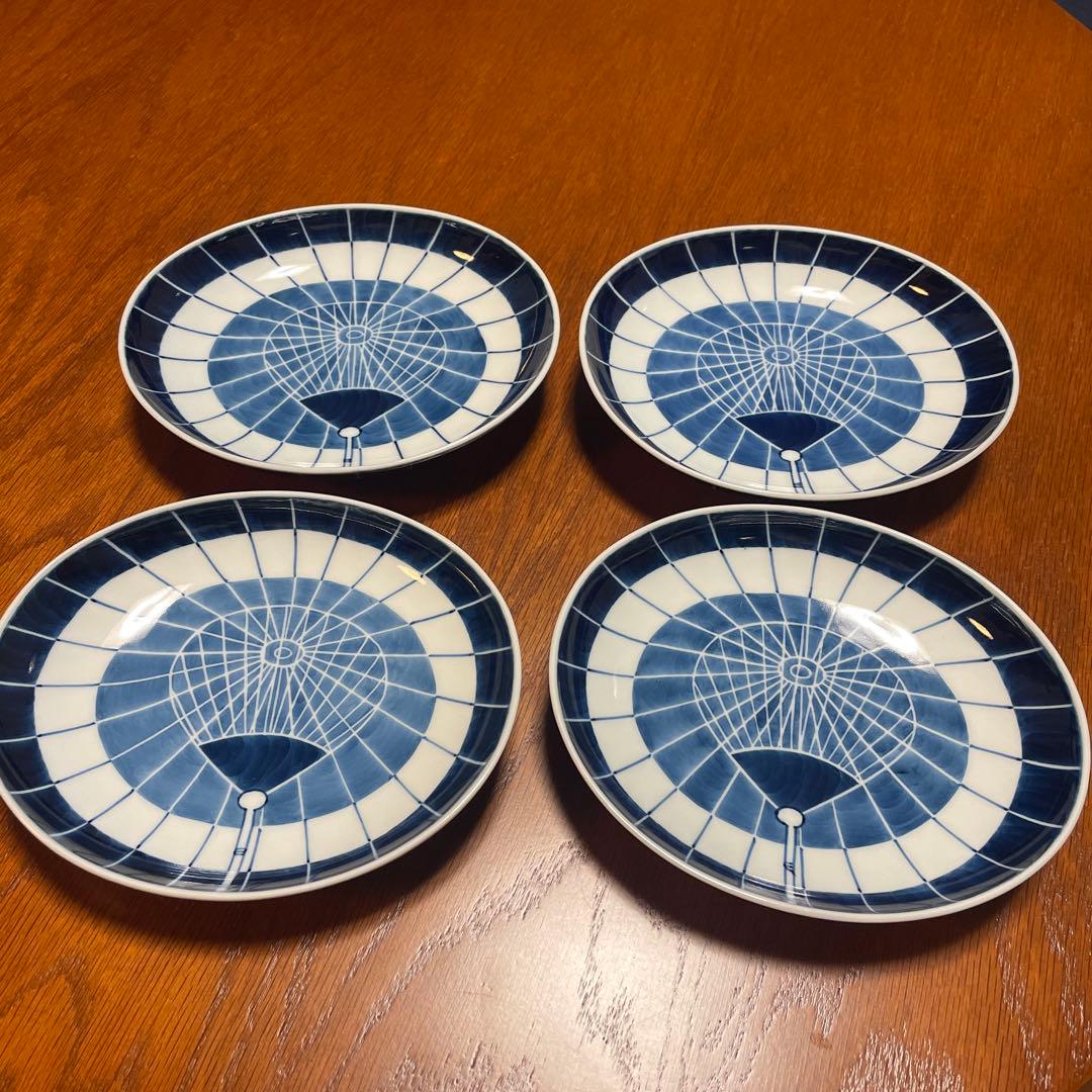 有田焼　源右衛門窯　染付傘絵　銘々皿　４枚