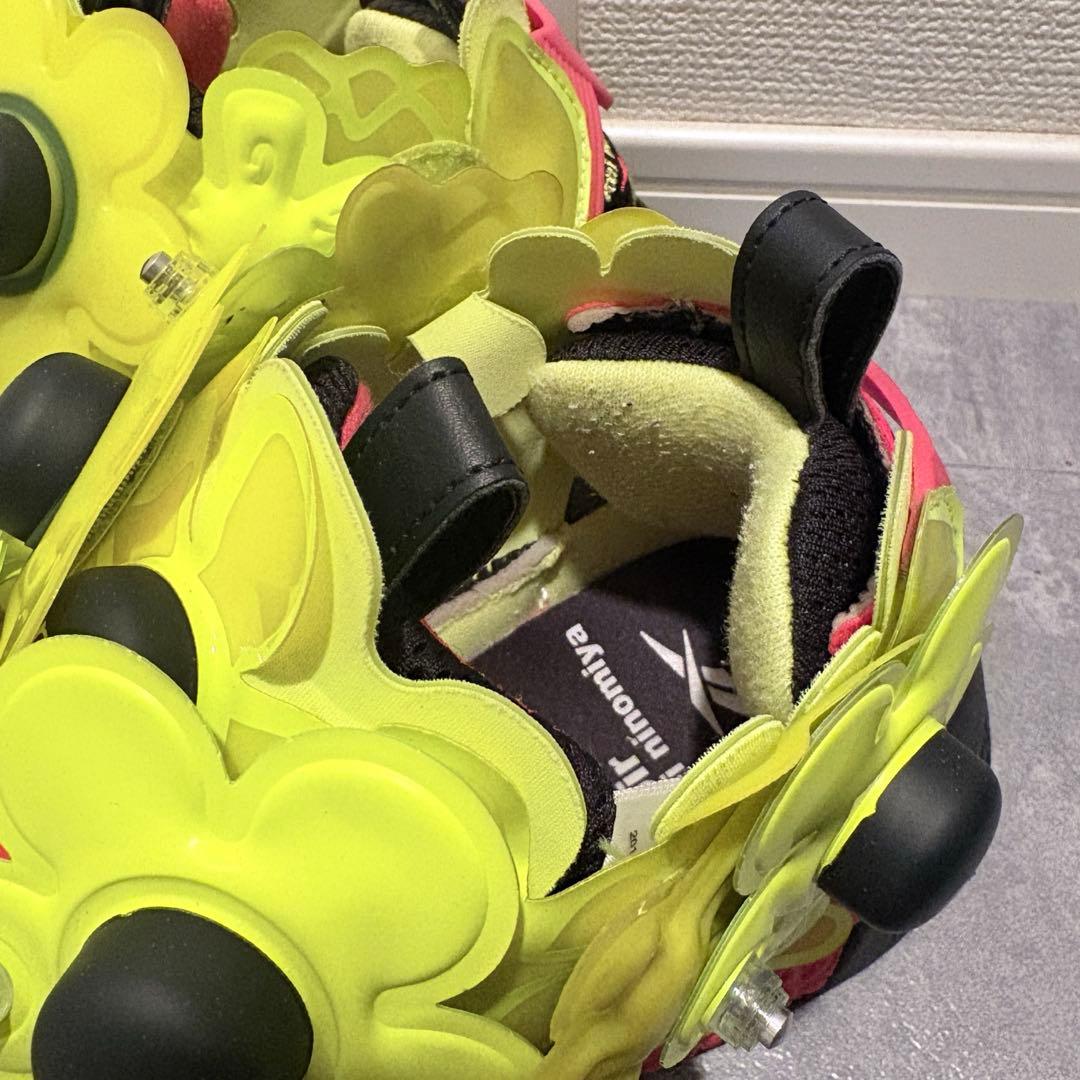 ノワールケイニノミヤ Reebok ポンプフューリー 25