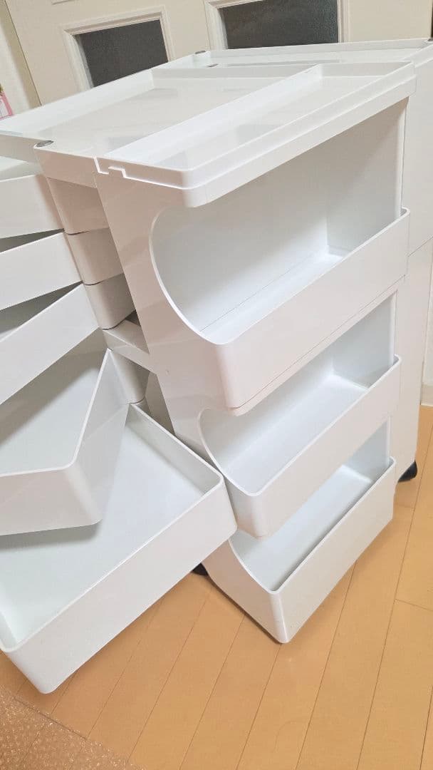 ★正規品★ジョエ・コロンボ　ボビーワゴン 3段5トレイ ホワイト★美品★