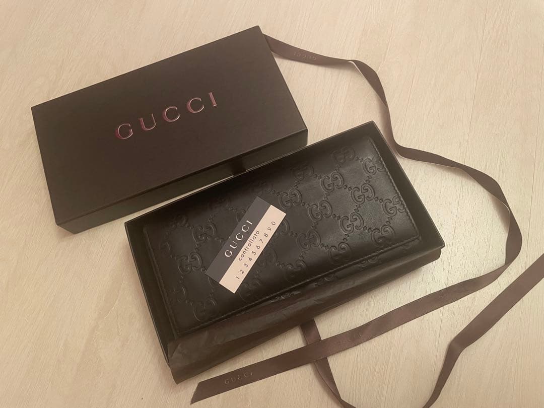 GUCCI GG柄 長財布 箱・タグ付き　黒