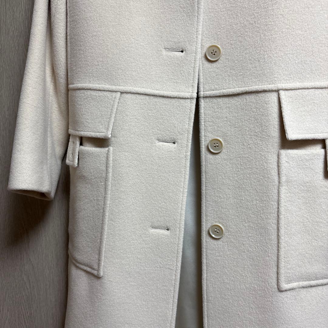 セオリー　オフホワイトのコート