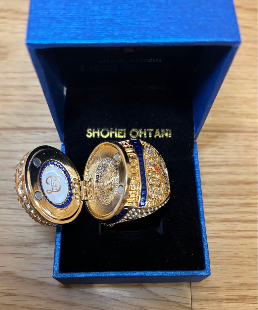 ⭐️期間限定価格⭐️【特別】大谷翔平2025＆2024チャンピオンリング&トロフィー