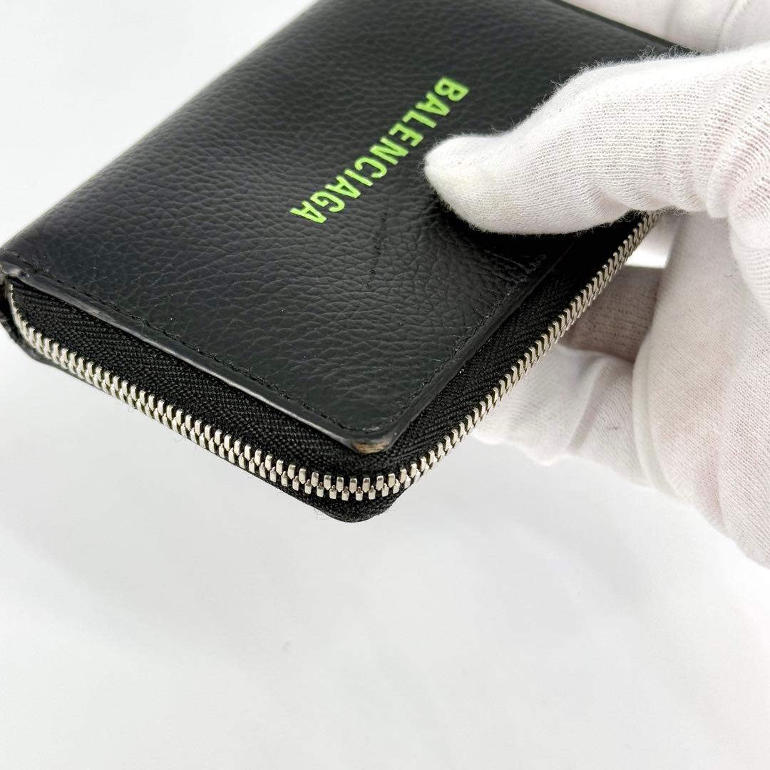 美品 バレンシアガ エブリデイ ケース ラウンドジップ ブラック グリーン