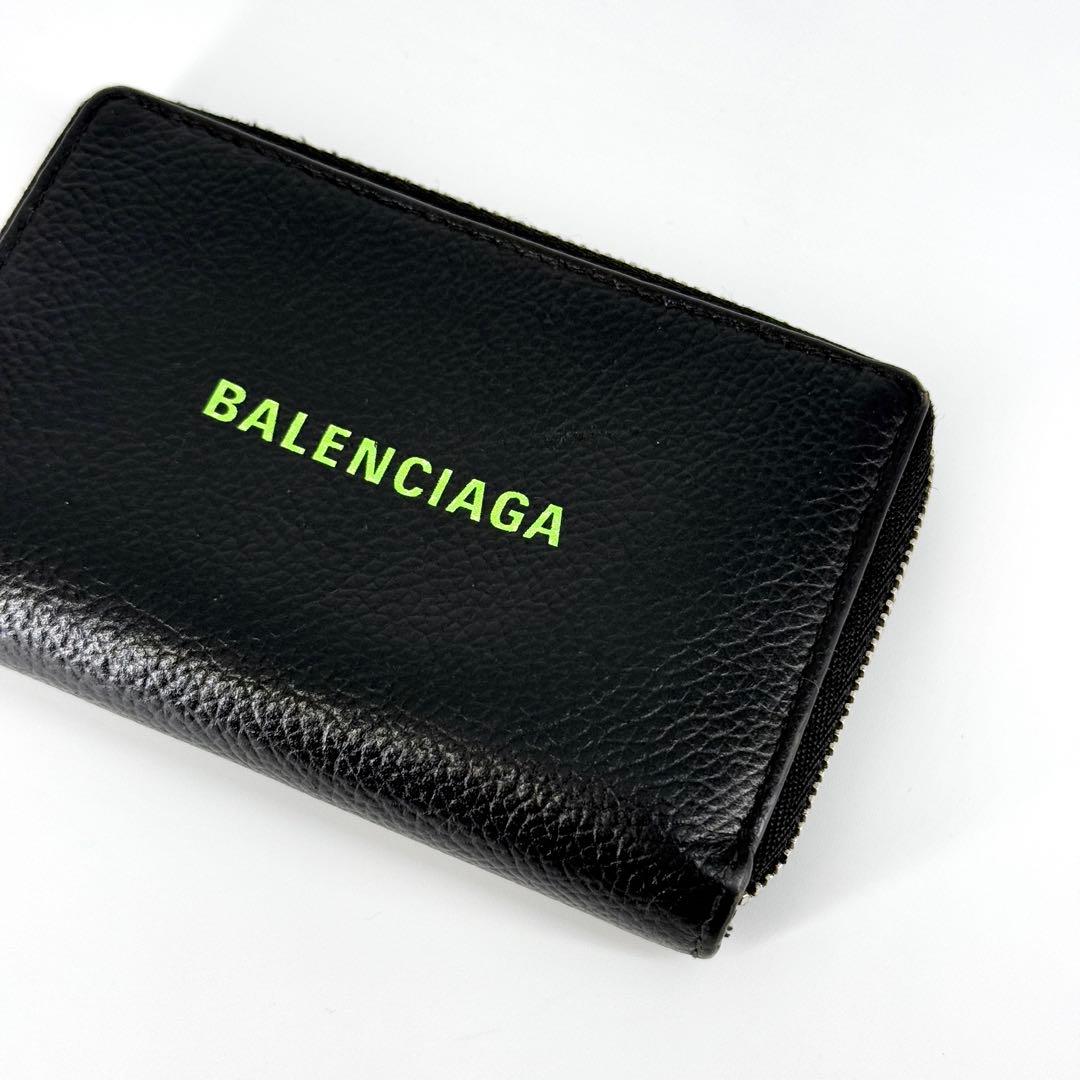 美品 バレンシアガ エブリデイ ケース ラウンドジップ ブラック グリーン