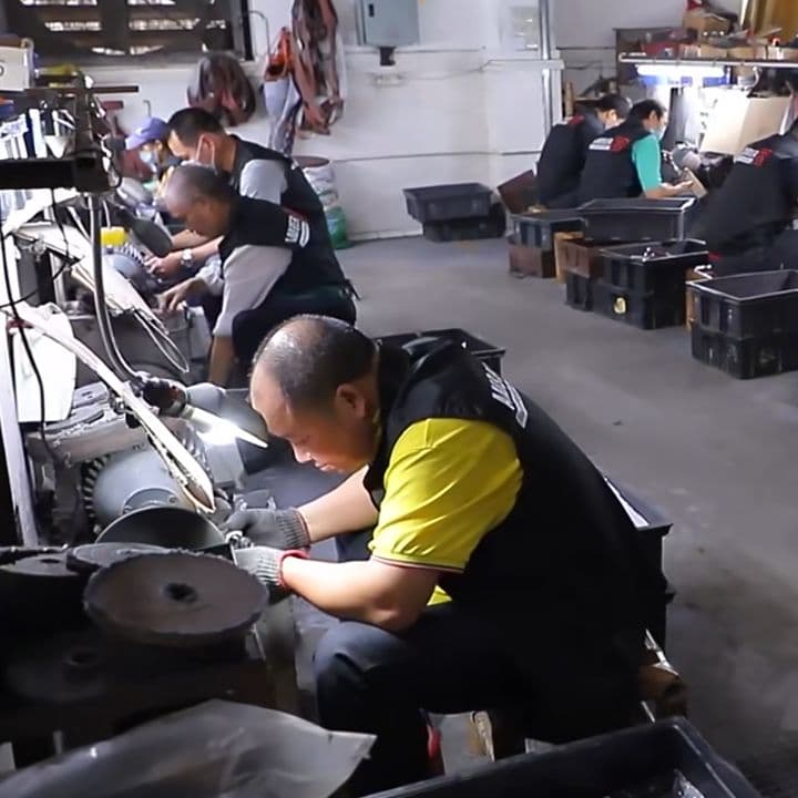 《新作》　V金10号　ダマスカス包丁　ハニカム模様　ブラック柄　剣型　牛刀　三徳