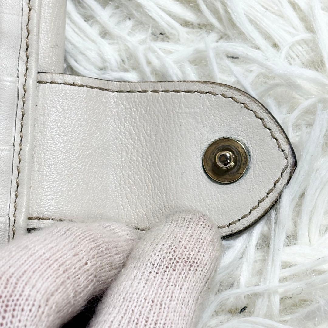 美品✨GUCCI GGキャンバス ラブリーハート 長財布 ホワイト　白　折り財布