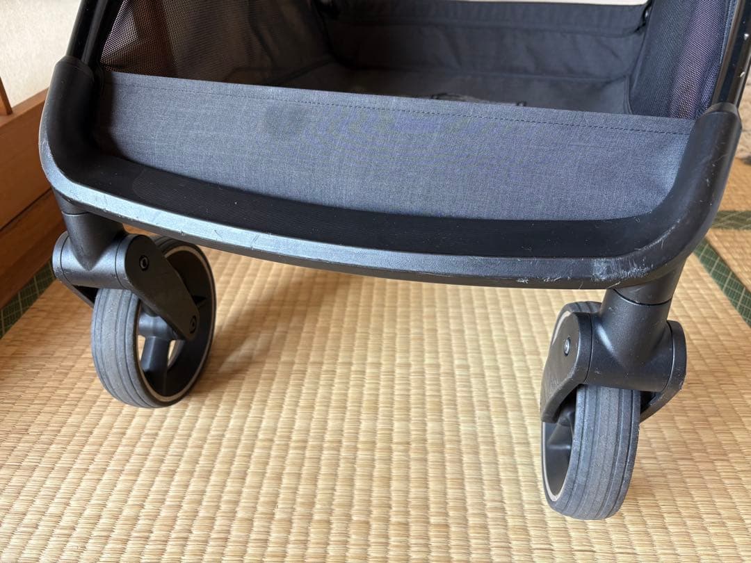 nuna ixxa リベテッド　AB型ベビーカー