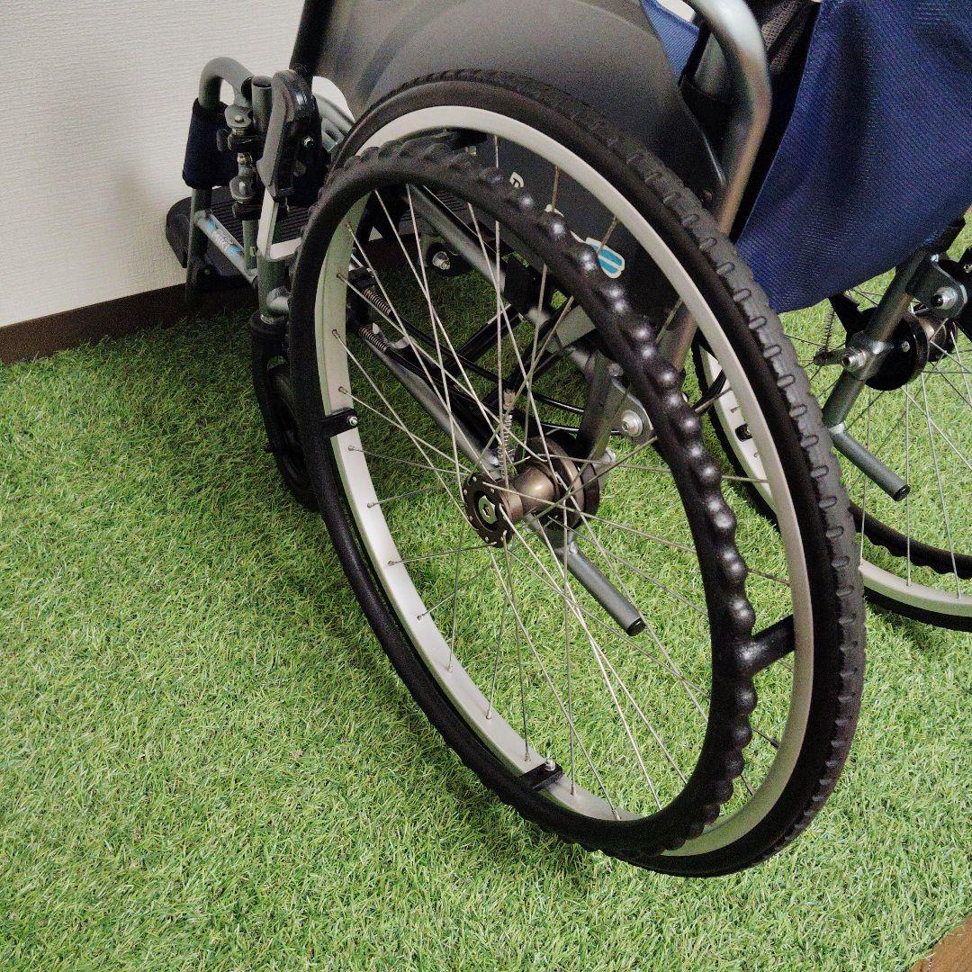 ミキ 多機能 自走型 軽量 ノーパンクタイヤ CRT-7