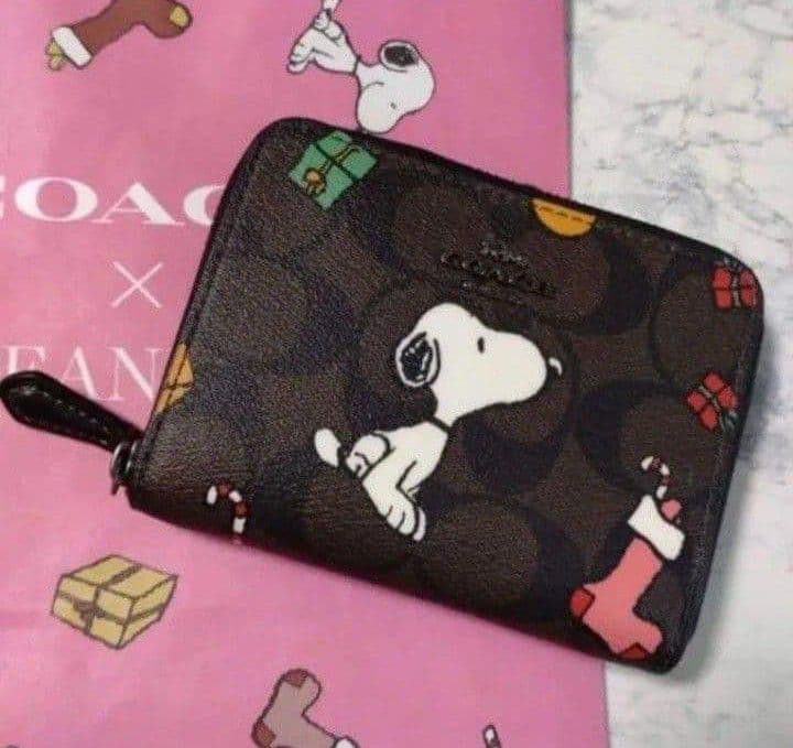 新品未使用コーチ二つ折り財布スヌーピーブラウンレディースメンズ送料無料即日発送