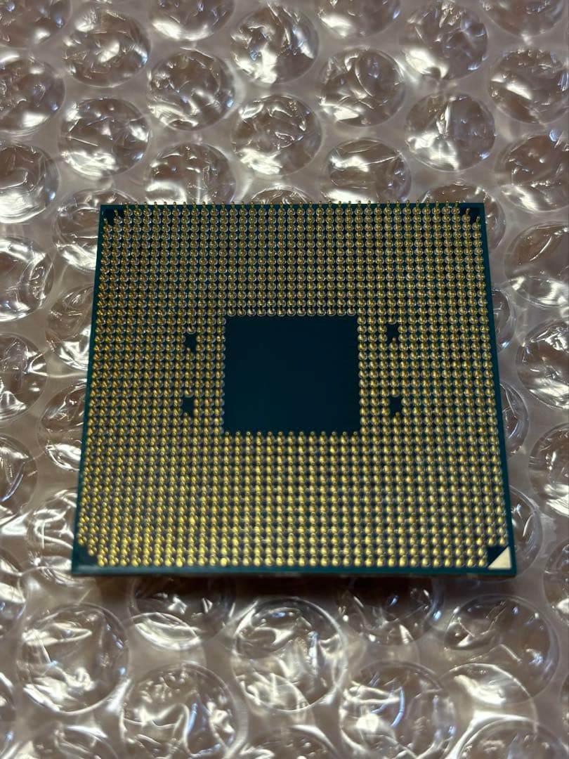 CPU AMD Ryzen 3700X