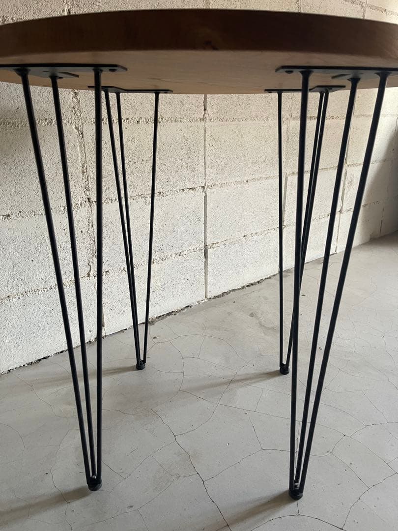 カナ　オーク無垢材　ダイニングテーブル　ラウンドテーブル　ヴィンテージ