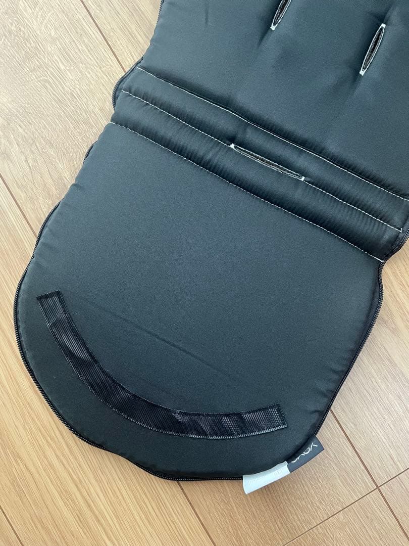 ストッケ YOYO(R) ボンポワン ベージュ 0+ ニューボーンパック