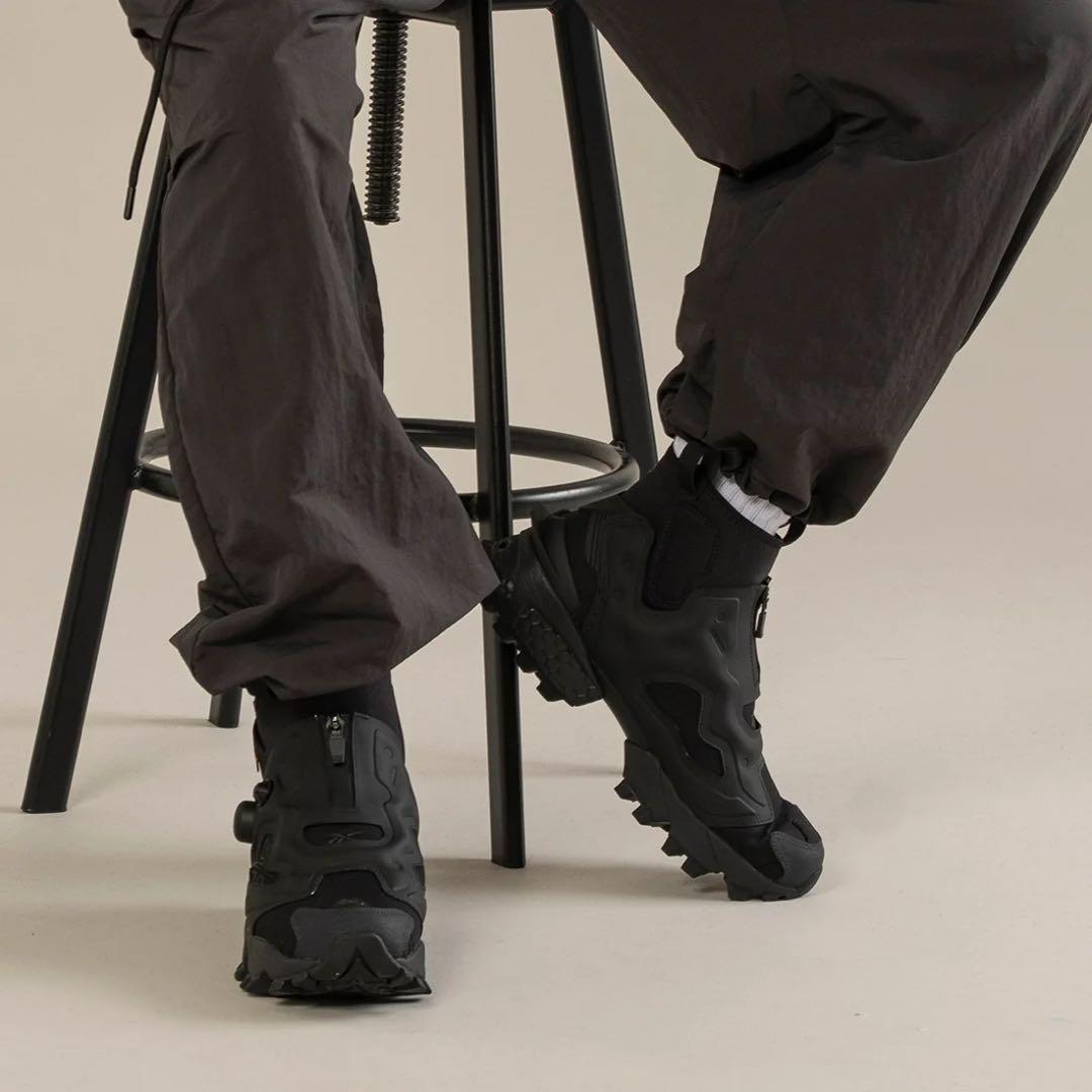 リーボック インスタポンプフューリー ミッド　黒　25.5センチ