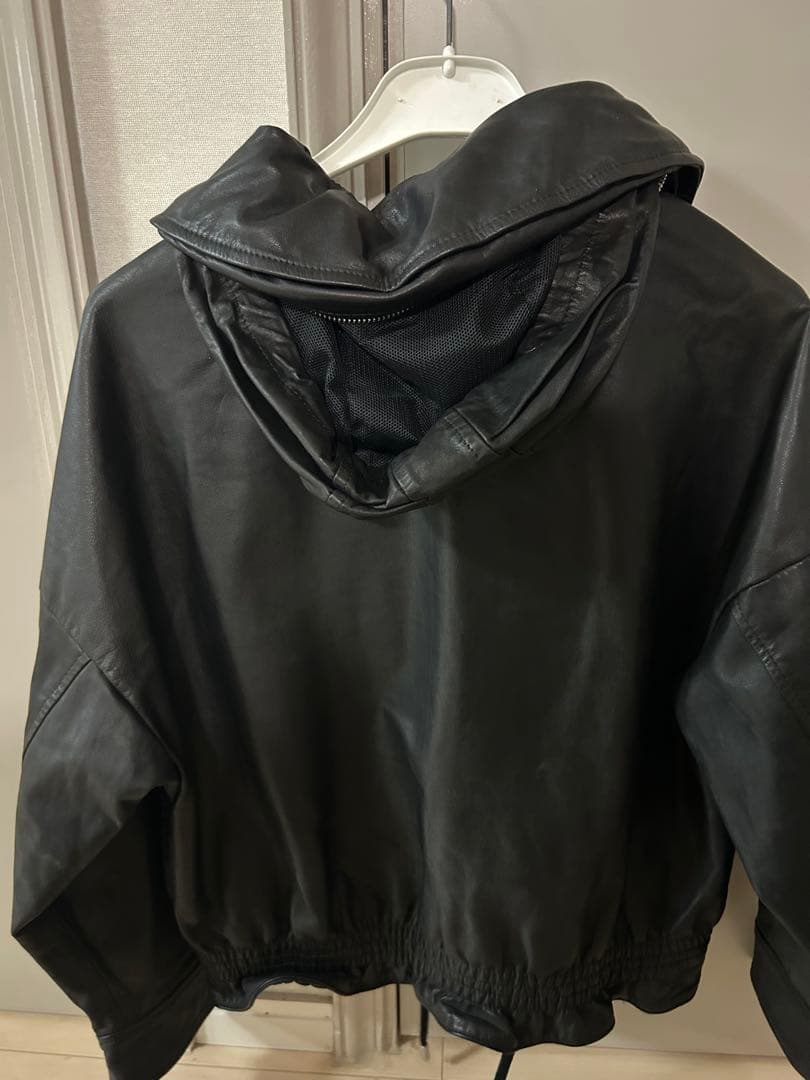 Sisii フード付き本革ジャケット